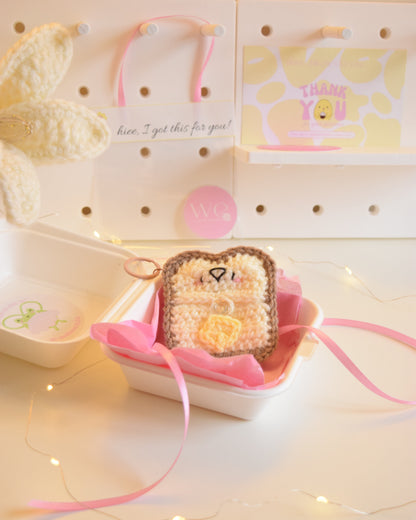 Toast pouch, keychain + charm
